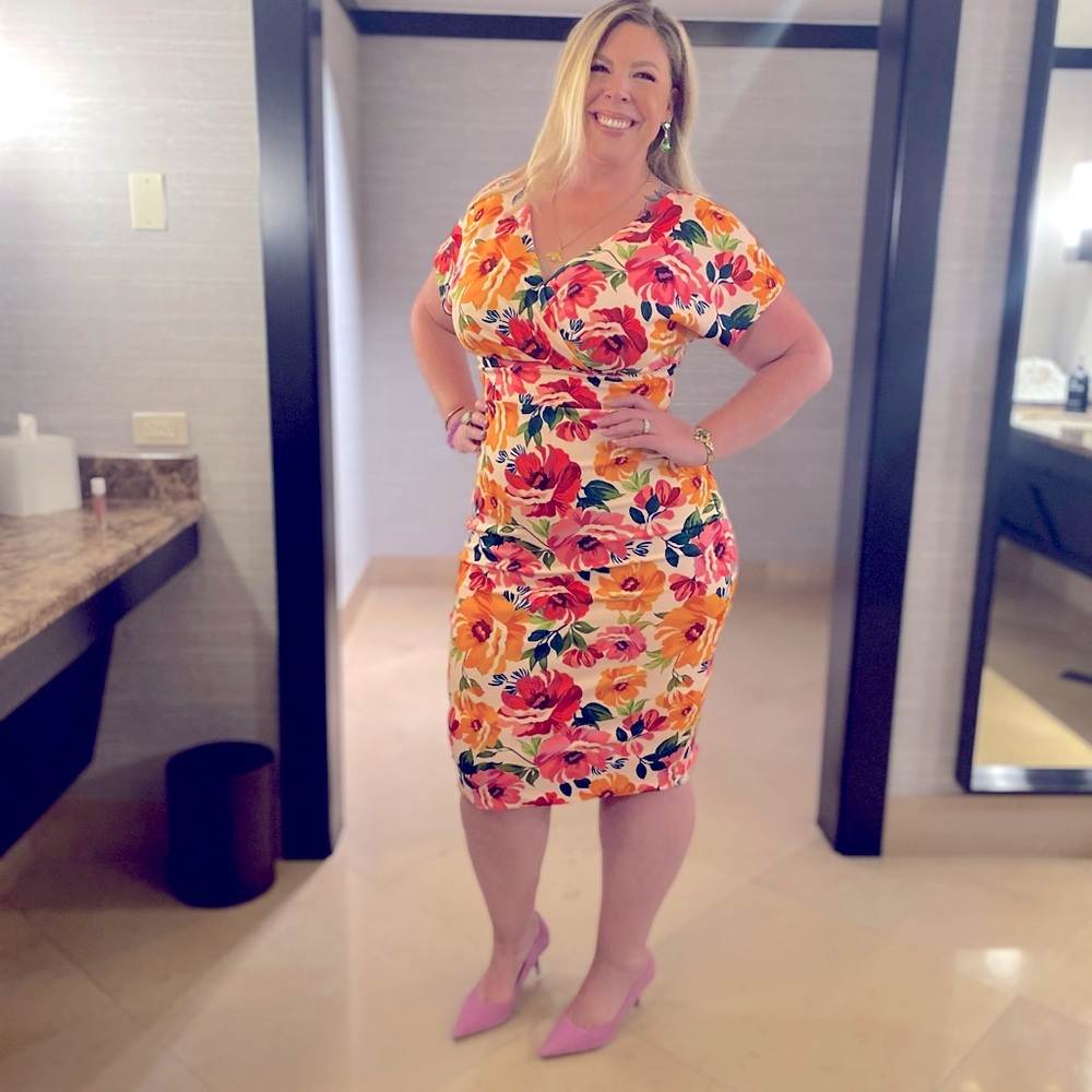 Size L Alexia Admor Midi Modern Floral print dress perfect for fancy occasions